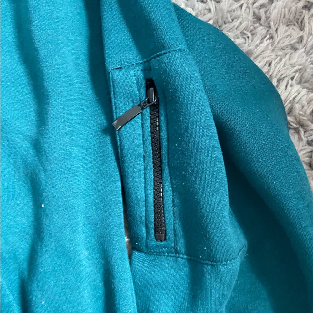 Blue/Green Pretty Little Thing Cropped Quarter Zip Slouchy Blouse Size Small - Picture 2 of 5